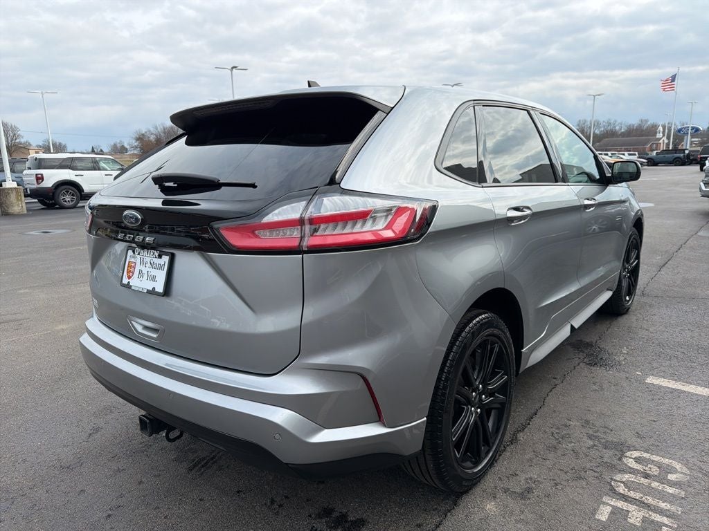 2022 Ford Edge ST Line