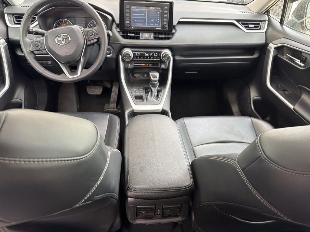 2020 Toyota RAV4 XLE Premium