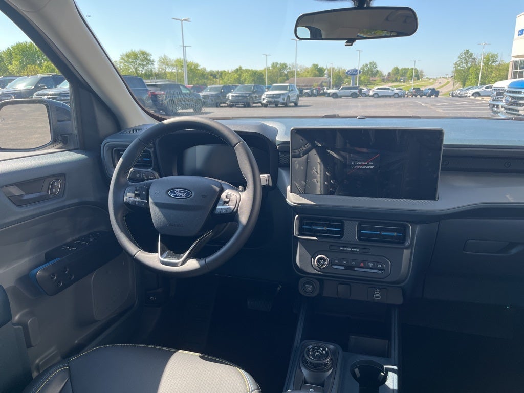 2025 Ford Maverick LOBO