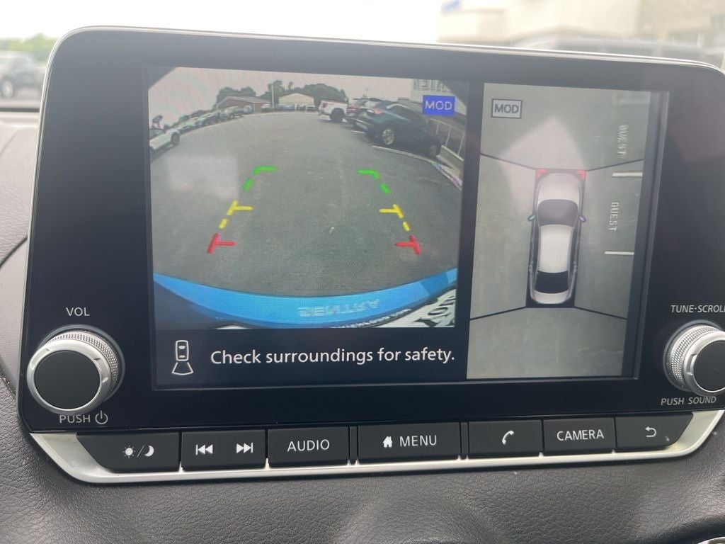 2023 Nissan Sentra SR