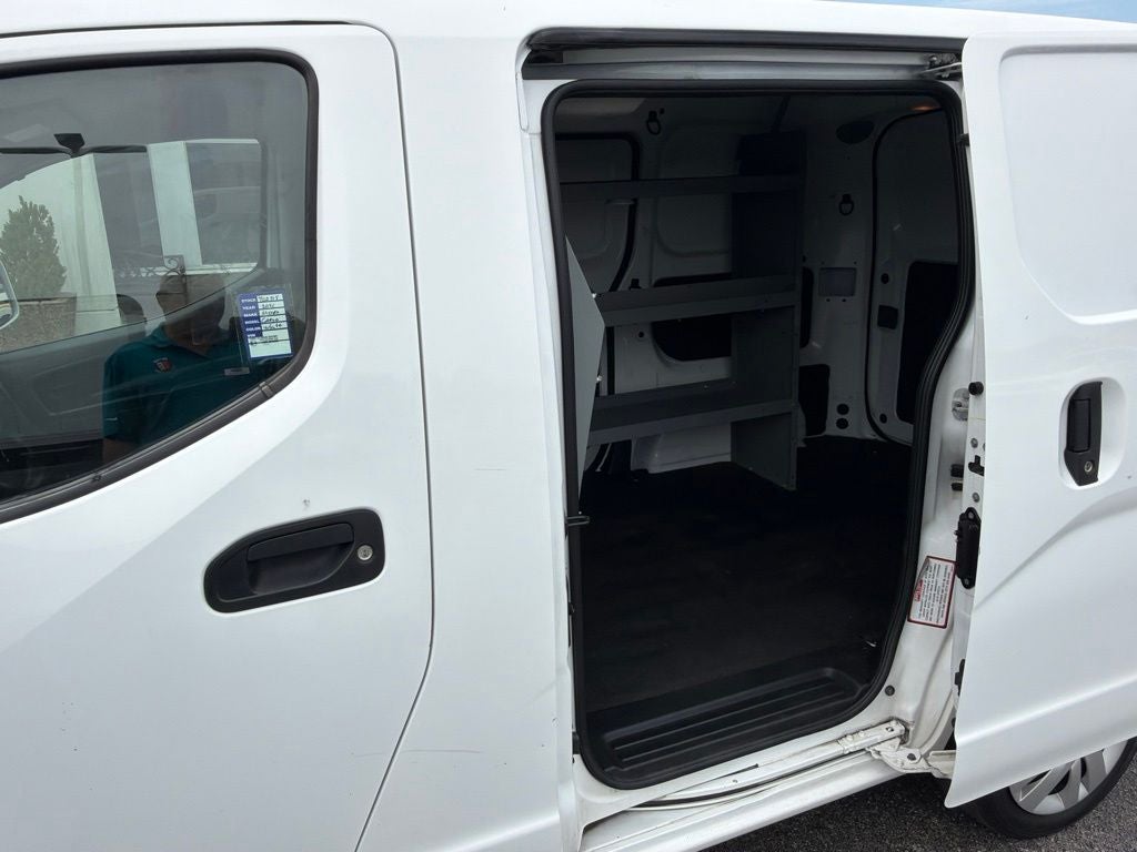 2021 Nissan NV200 SV