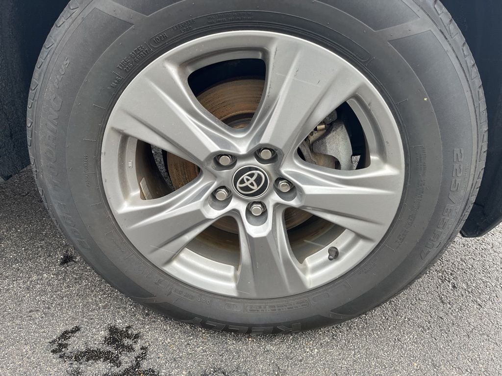 2022 Toyota RAV4 Hybrid XLE AWD