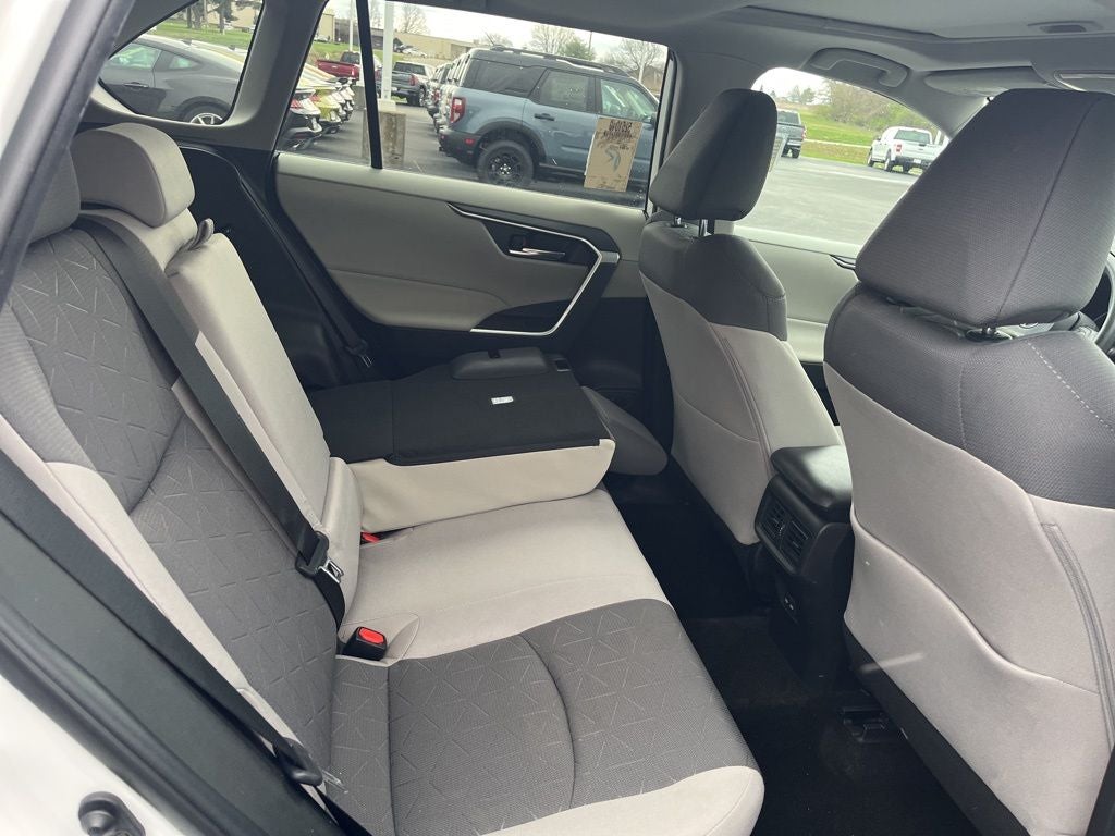 2022 Toyota RAV4 Hybrid XLE AWD