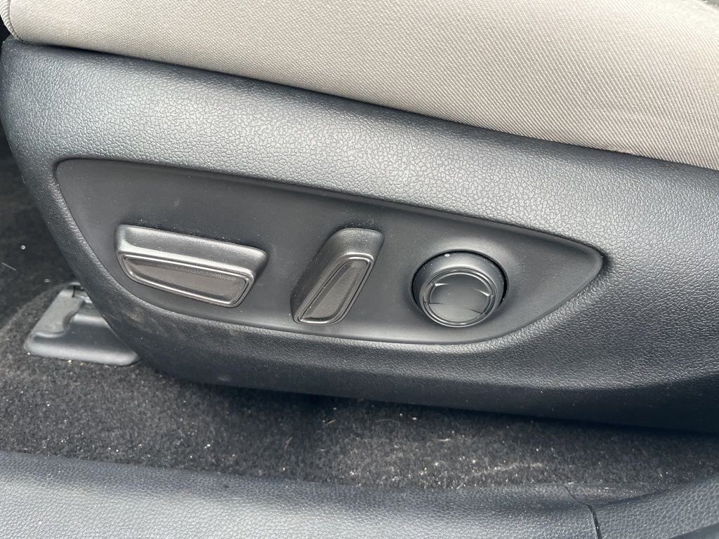 2022 Toyota RAV4 Hybrid XLE AWD