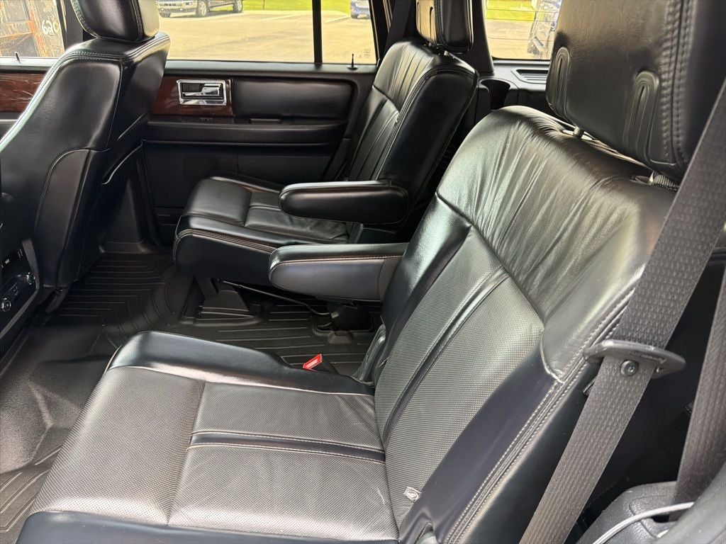 2017 Lincoln Navigator Select