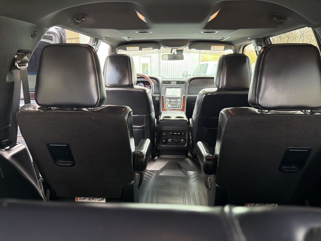 2017 Lincoln Navigator Select