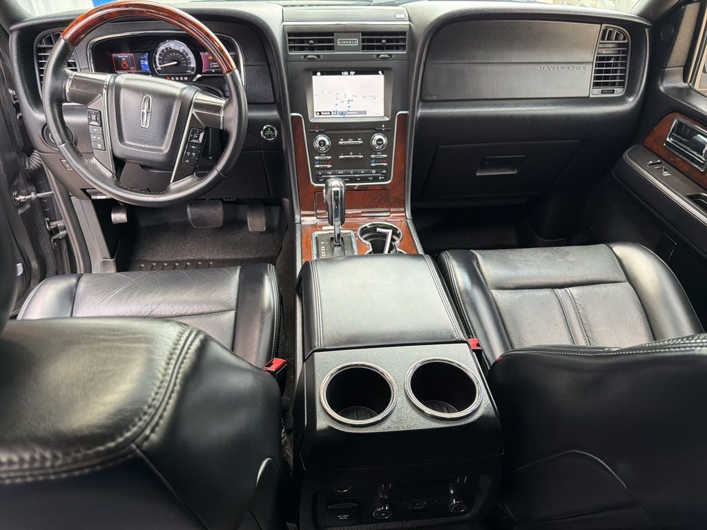 2017 Lincoln Navigator Select