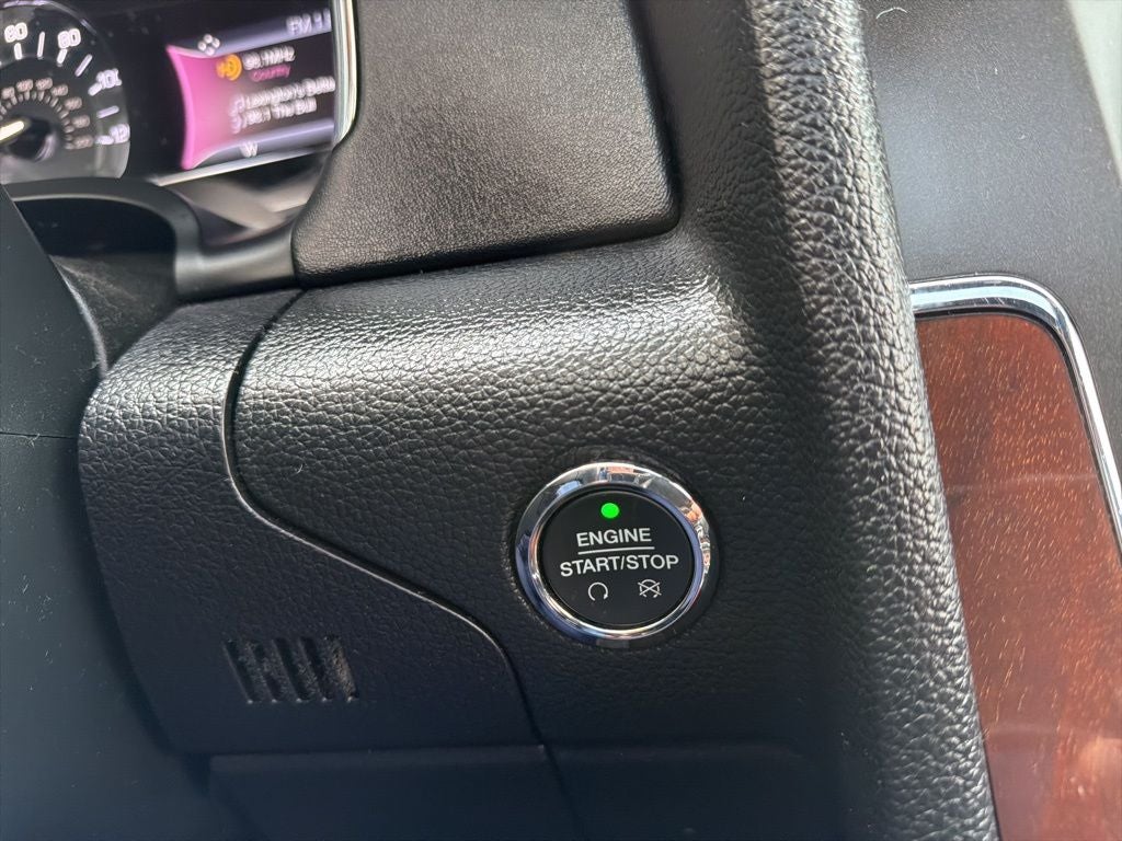 2017 Lincoln Navigator Select