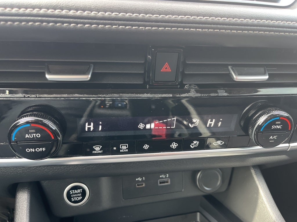 2022 Nissan Rogue SV