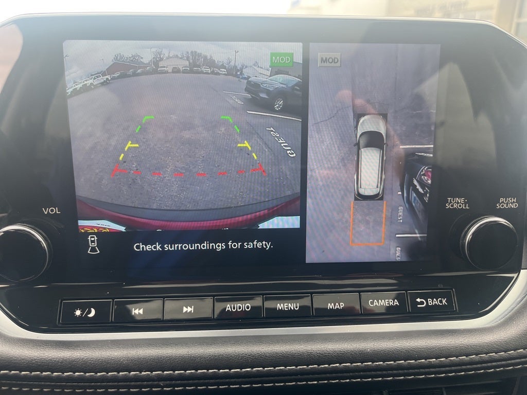 2023 Nissan Rogue SL