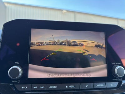 2023 Nissan Pathfinder S