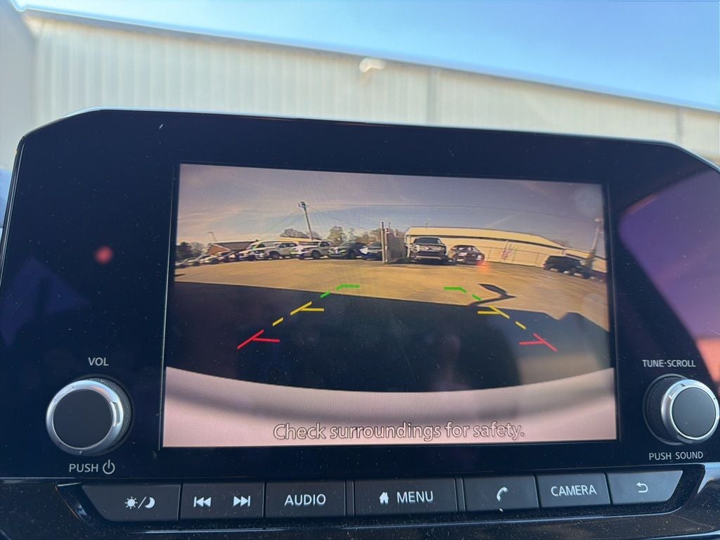 2023 Nissan Pathfinder S