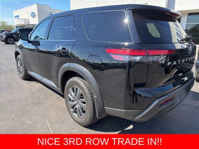 2023 Nissan Pathfinder S