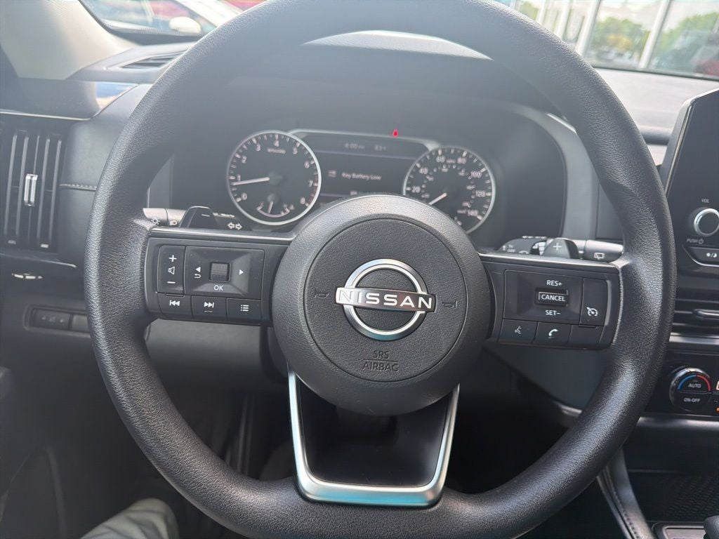2023 Nissan Pathfinder S