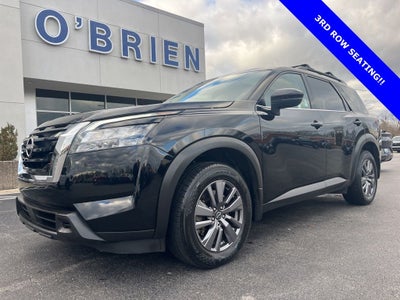 2023 Nissan Pathfinder SV