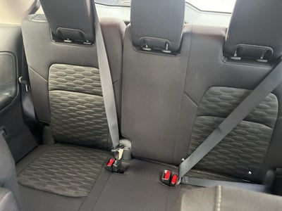 2023 Nissan Pathfinder SV