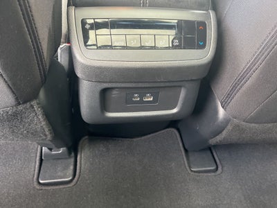 2023 Nissan Pathfinder SV