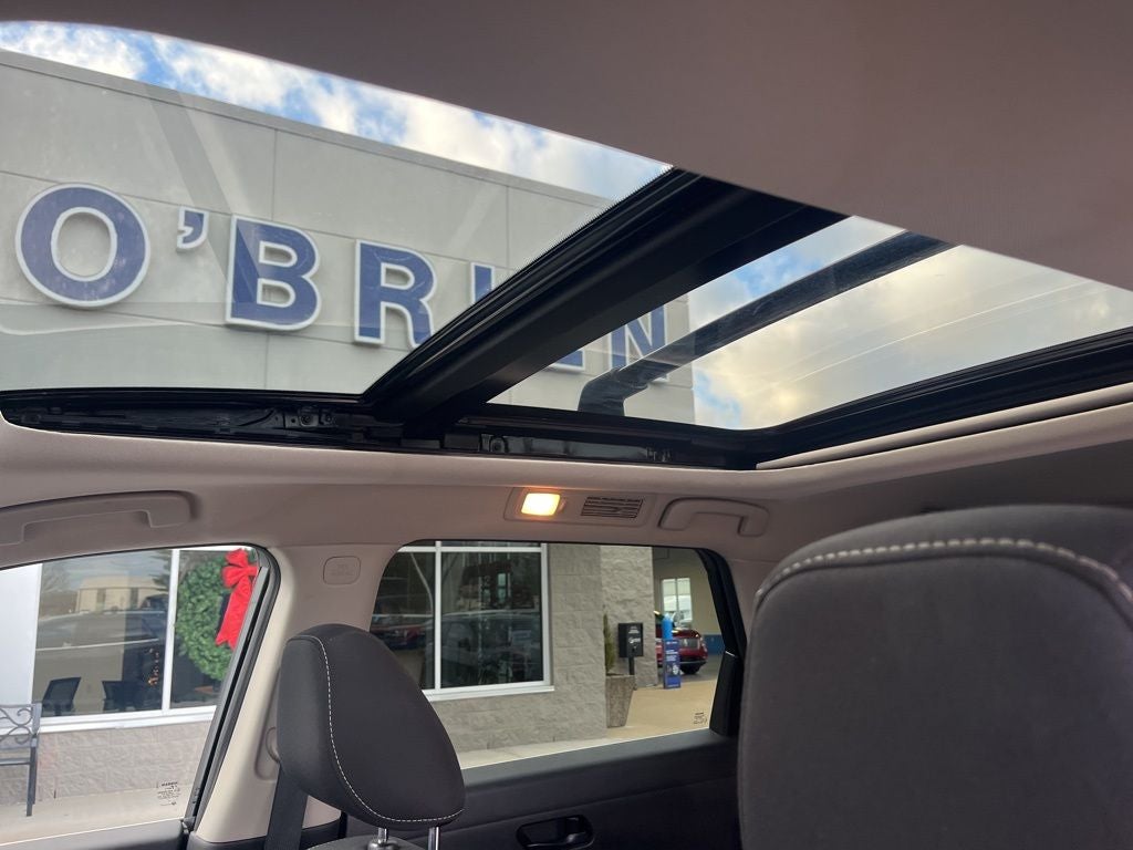 2023 Nissan Pathfinder SV