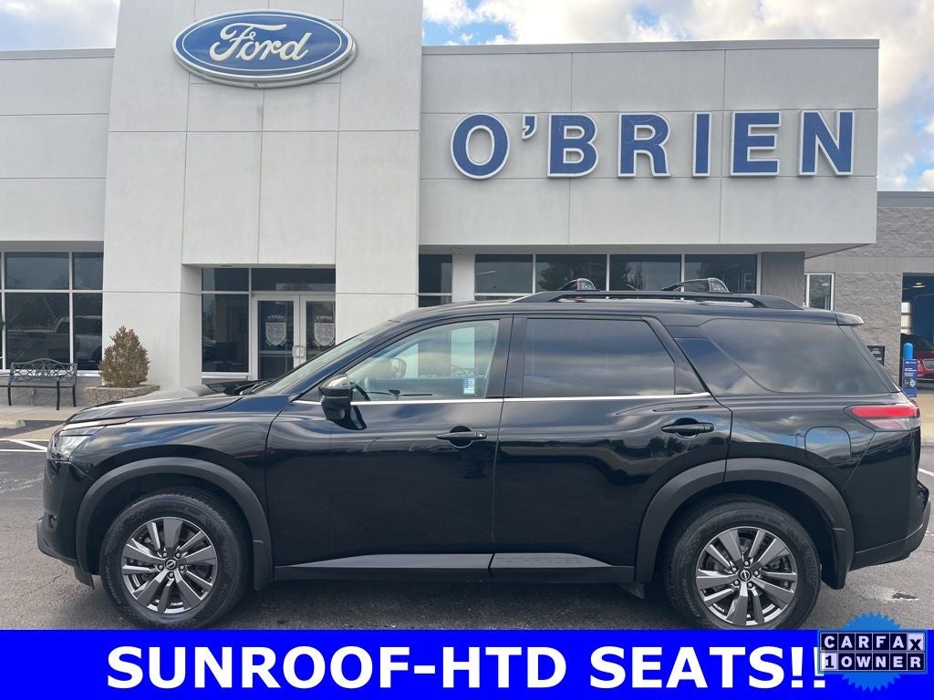 2023 Nissan Pathfinder SV