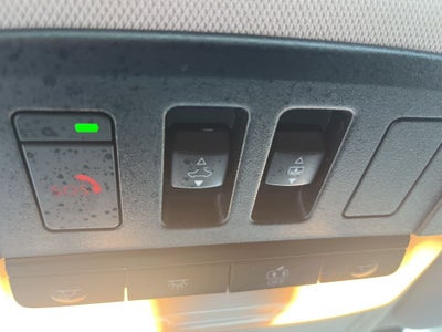 2023 Nissan Pathfinder SV