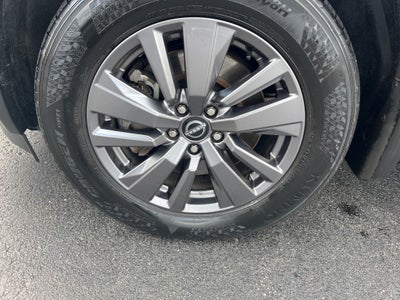 2023 Nissan Pathfinder SV