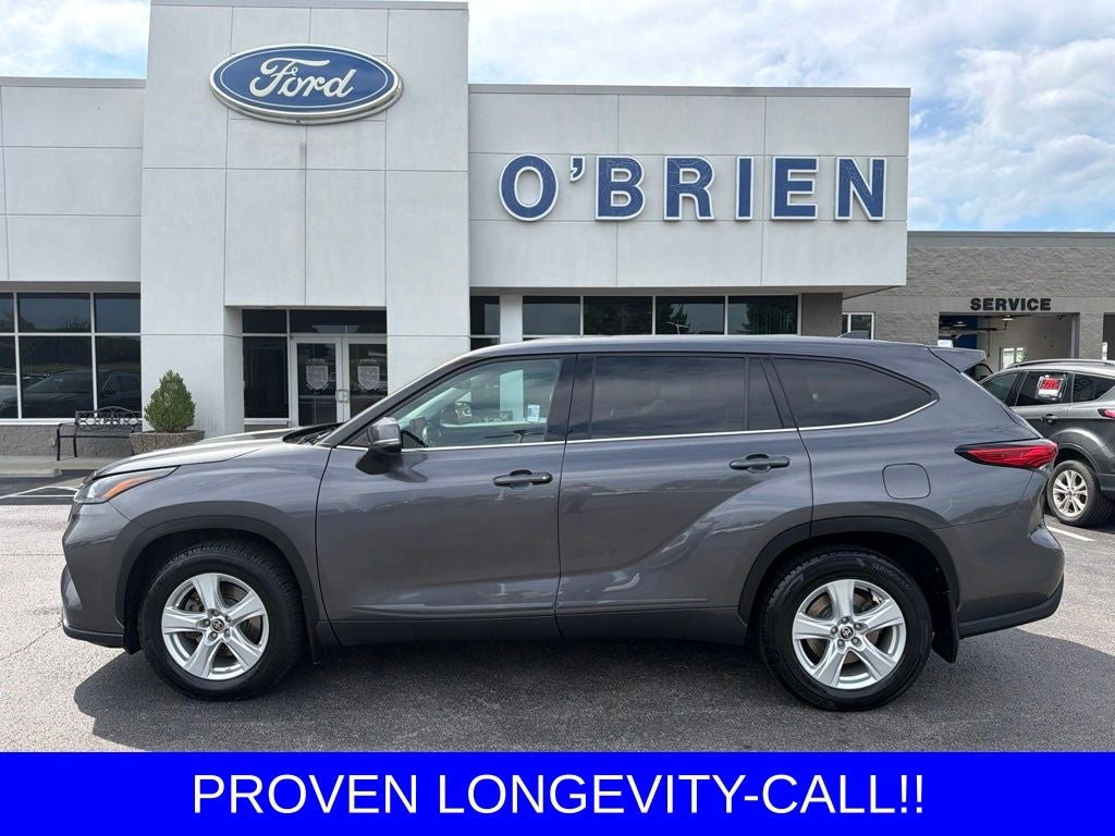 2022 Toyota Highlander LE