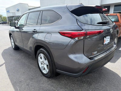 2022 Toyota Highlander LE