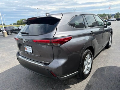 2022 Toyota Highlander LE