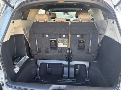 2024 Toyota Sienna Limited 7 Passenger