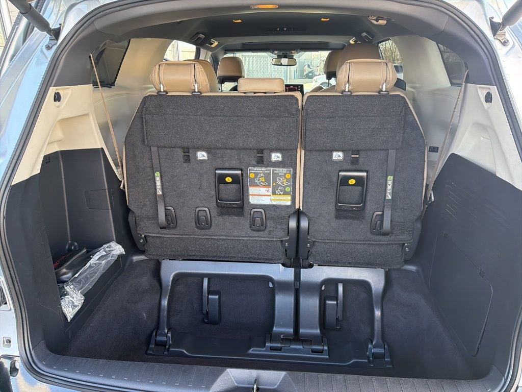 2024 Toyota Sienna Limited 7 Passenger