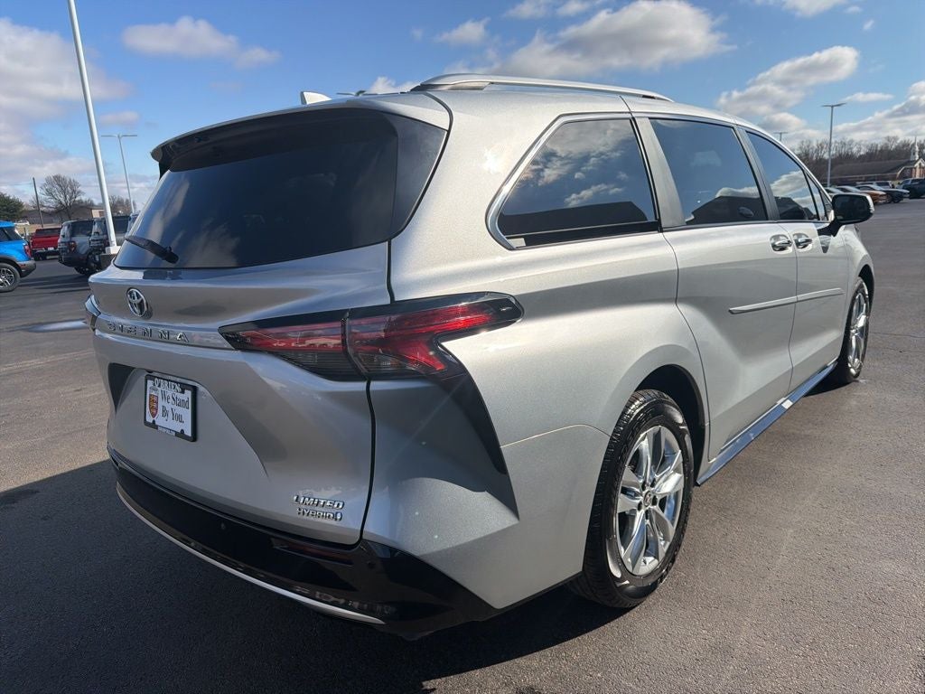 2024 Toyota Sienna Limited 7 Passenger
