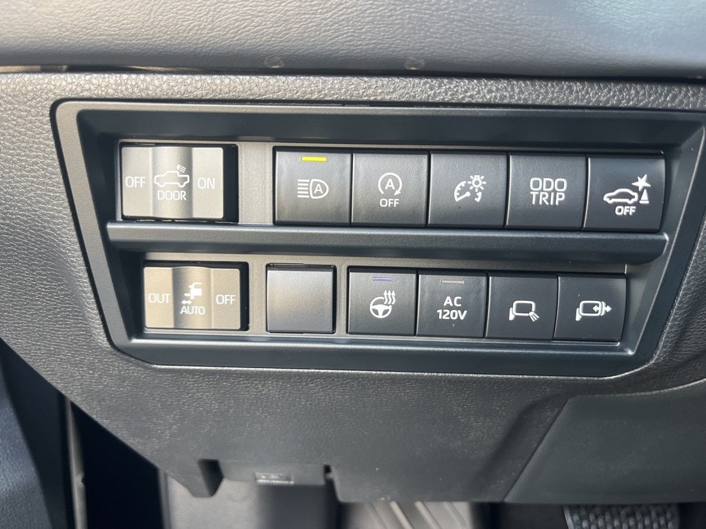 2022 Toyota Tundra Platinum