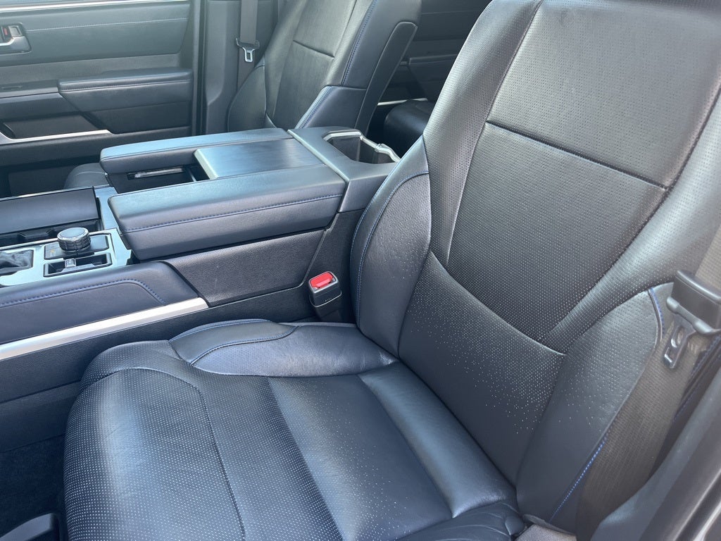 2022 Toyota Tundra Platinum