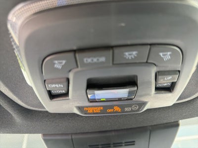 2024 Toyota Corolla Cross Hybrid SE