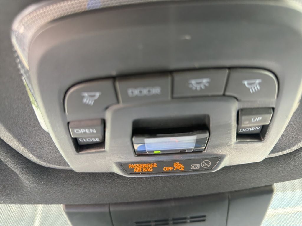 2024 Toyota Corolla Cross Hybrid SE
