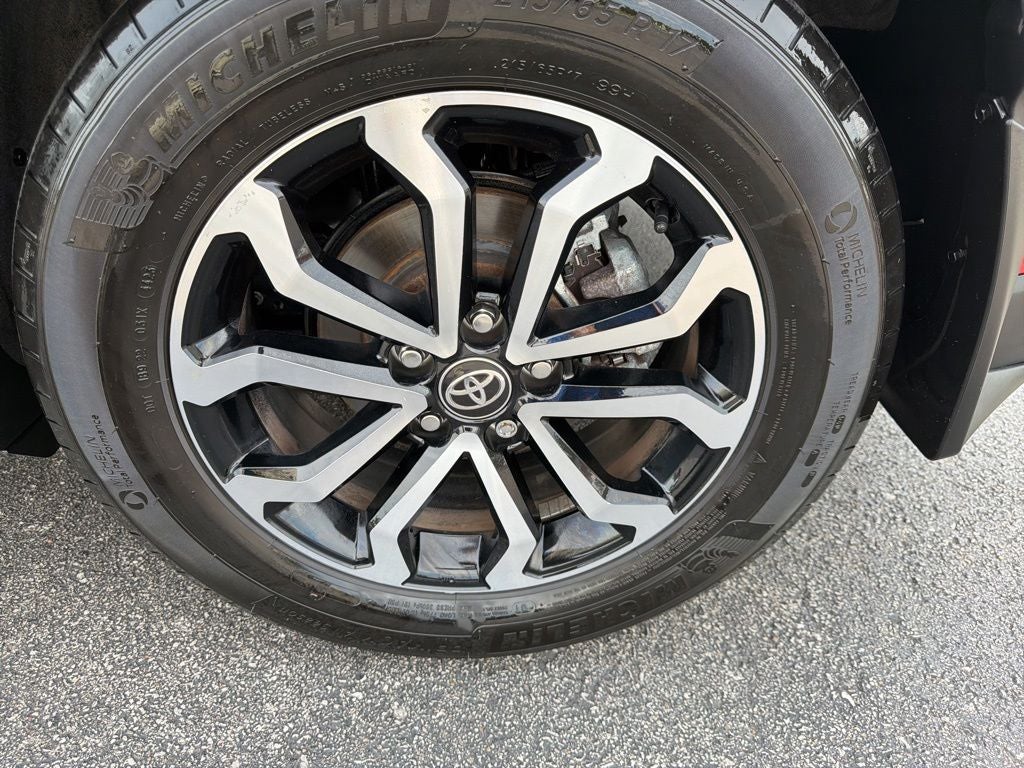 2024 Toyota Corolla Cross Hybrid SE
