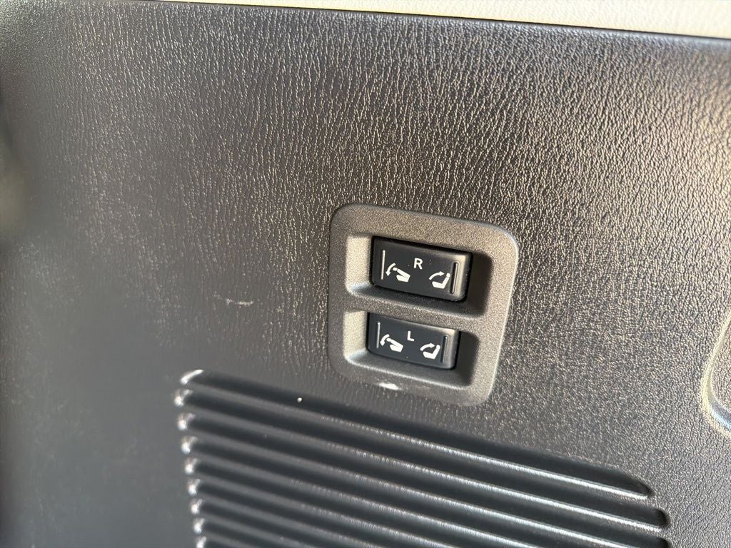 2020 Nissan Armada Platinum