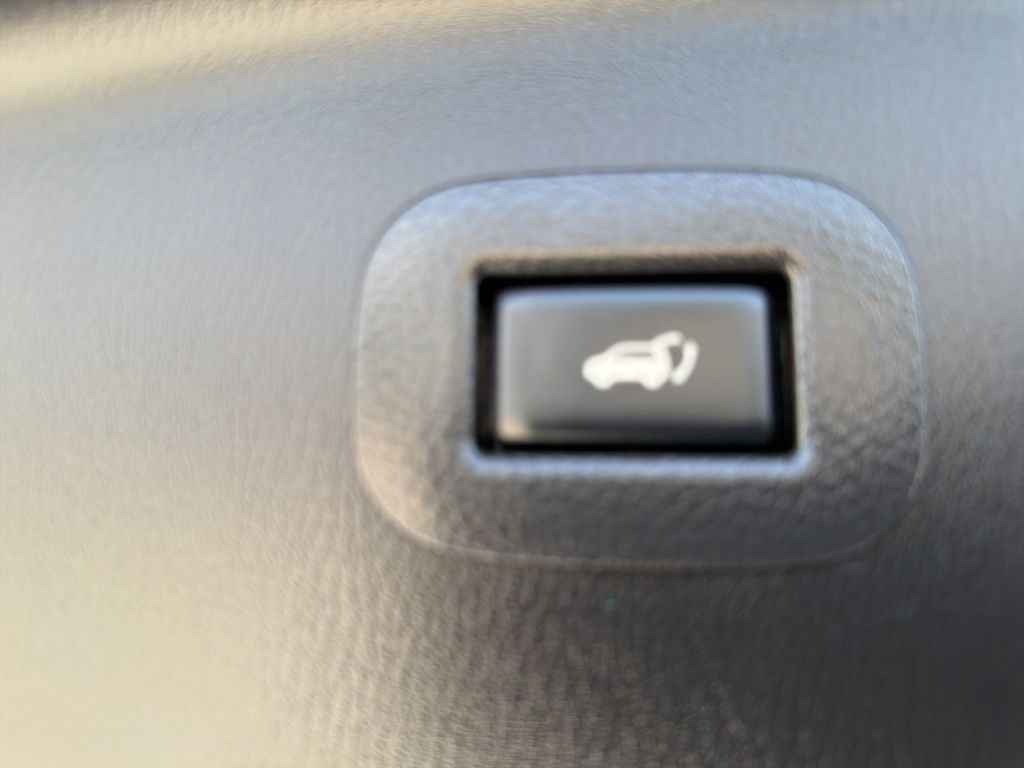 2020 Nissan Armada Platinum