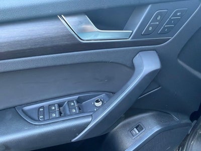 2024 Audi Q5 40 Premium quattro