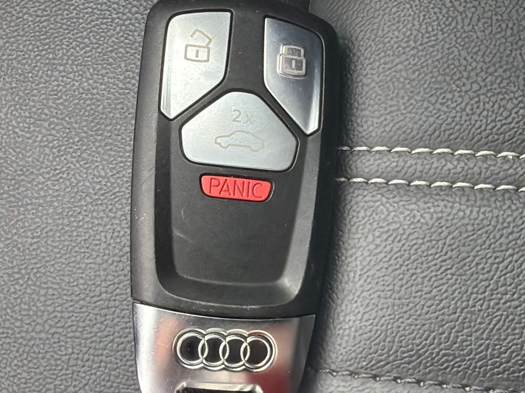 2024 Audi Q5 40 Premium quattro
