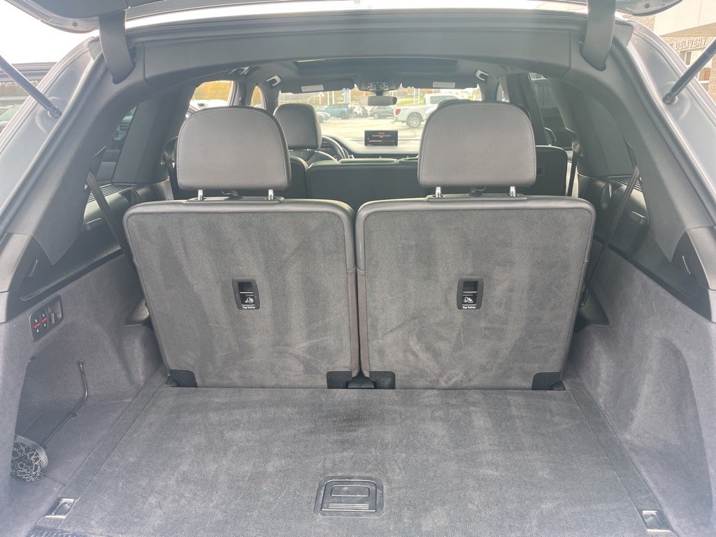 2019 Audi Q7 55 Premium Plus quattro