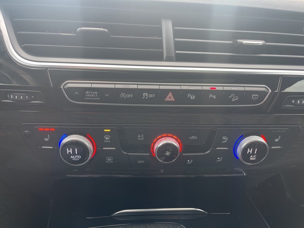 2019 Audi Q7 55 Premium Plus quattro