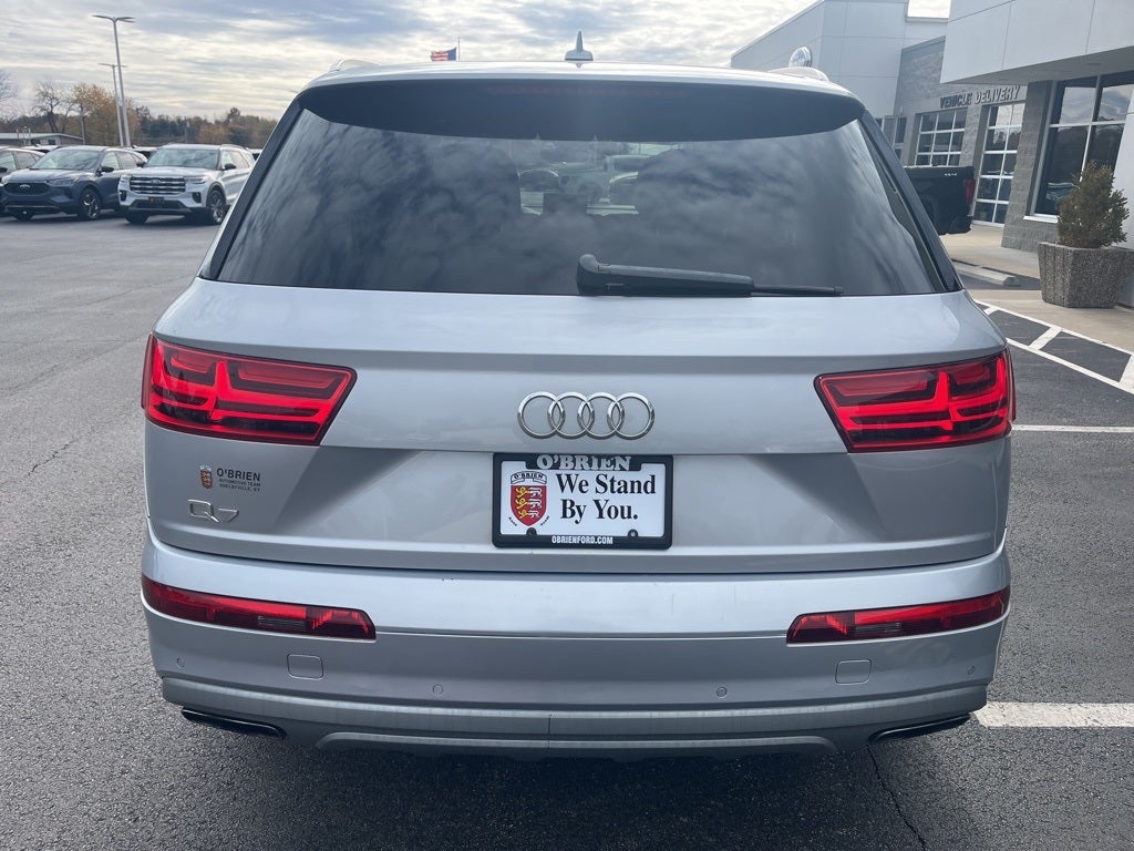 2019 Audi Q7 55 Premium Plus quattro