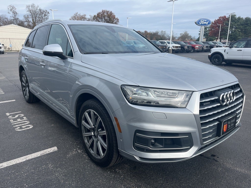 2019 Audi Q7 55 Premium Plus quattro