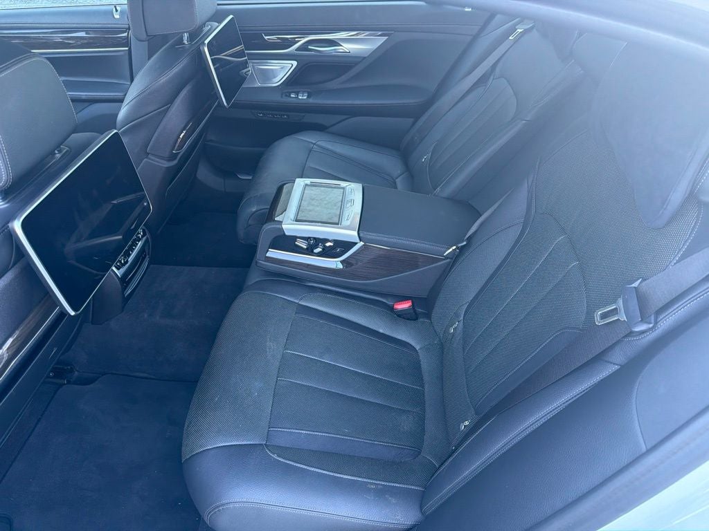 2020 BMW 7 Series 745e xDrive iPerformance
