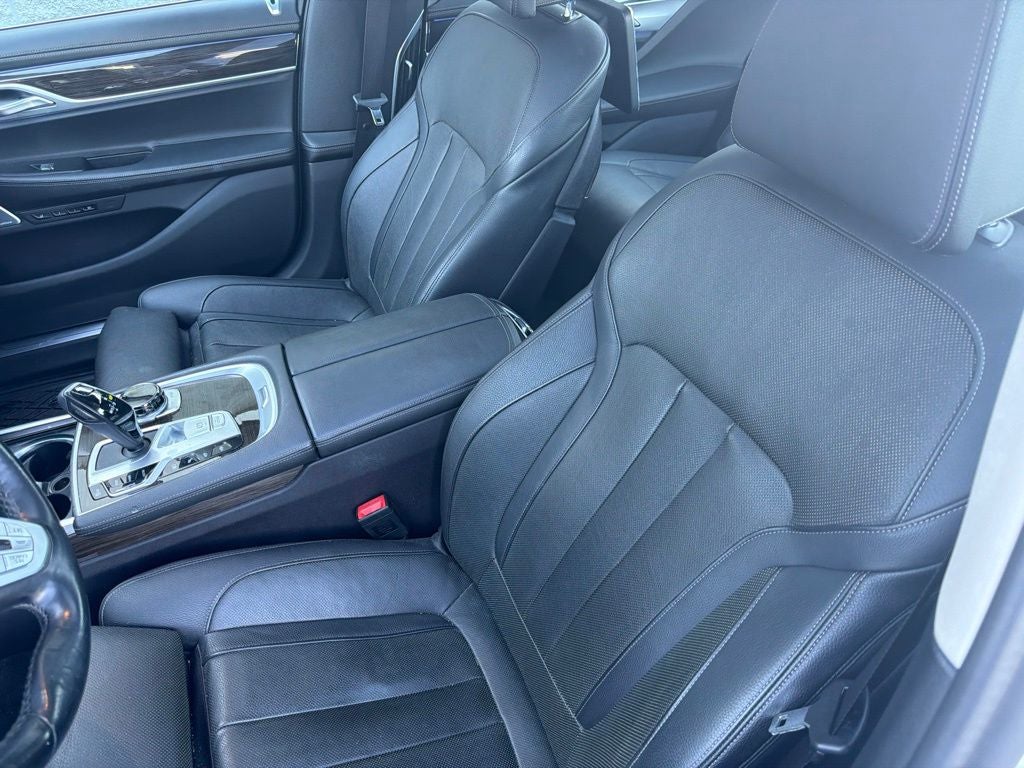 2020 BMW 7 Series 745e xDrive iPerformance
