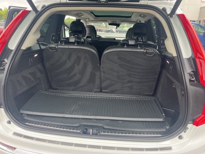 2022 Volvo XC90 T6 Inscription