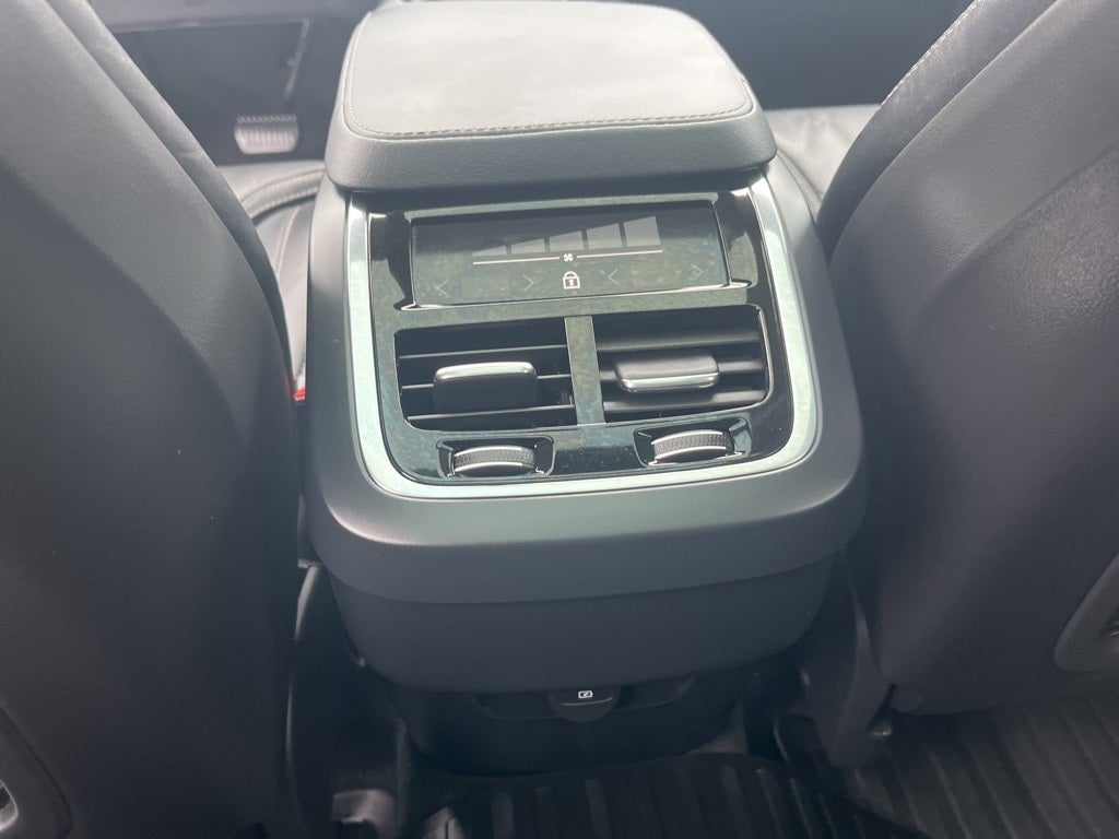 2022 Volvo XC90 T6 Inscription
