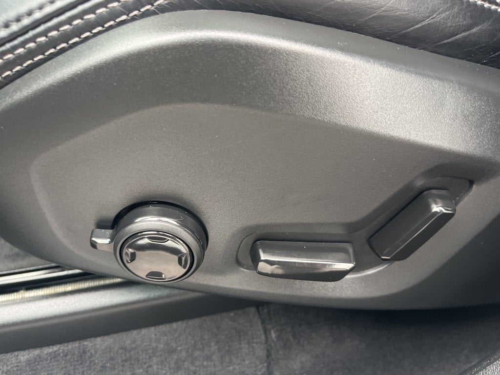 2022 Volvo XC90 T6 Inscription