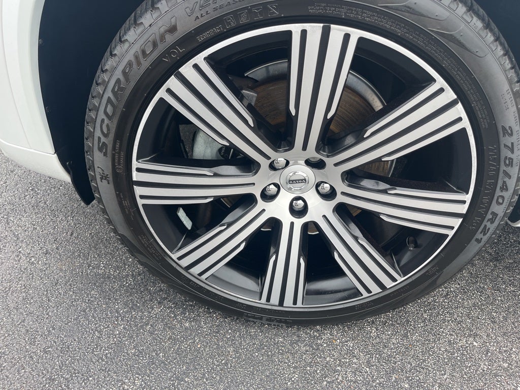 2022 Volvo XC90 T6 Inscription